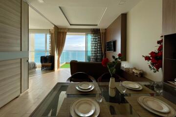 Cetus Beachfront - 3 Bed 2 Bath Sea View (18th floor)