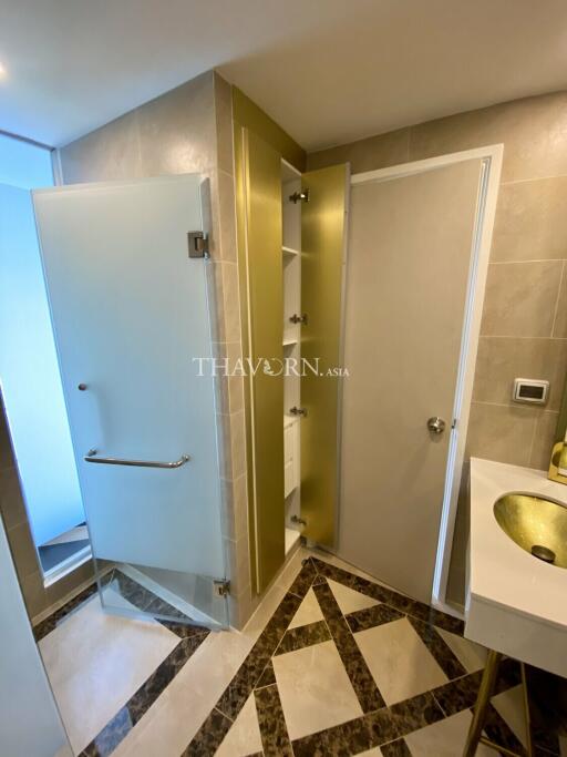 Condo for sale studio 24 m² in Espana Condo Resort Pattaya, Pattaya