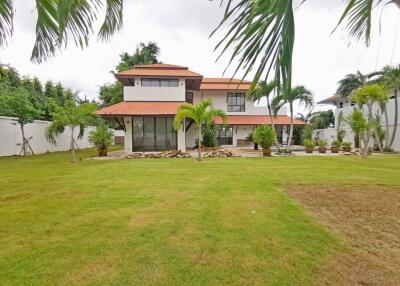 Modern Tropical Pool Villa for Sale - 3 Bed 4 Bath with Private Pool