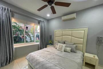 House for Sale in Huay Yai - 6 Bed 4 Bath with Private Pool