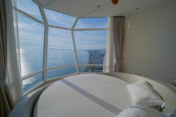 Reflection - 3 Bed 5 Bath Sea View with Private Jacuzzi (53th floor)