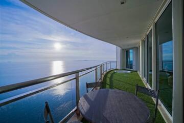 Reflection - 3 Bed 5 Bath Sea View with Private Jacuzzi (53th floor)