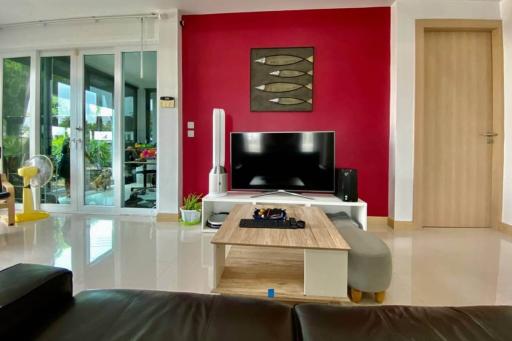 House for Sale in Na Jomtien - 3 Bed 2 Bath with Private Pool