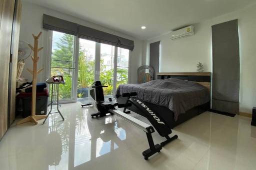 House for Sale in Na Jomtien - 3 Bed 2 Bath with Private Pool