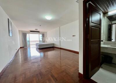 Condo for sale studio 54 m² in Park Beach Condominium, Pattaya