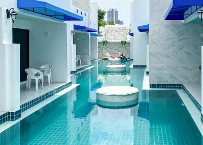 Apartment Pool Villa for Sale - 28 Rooms with a Pool