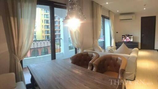 ขาย คอนโด 2 ห้องนอน 64 ตร.ม. ใน  Venetian Condo Resort, Pattaya