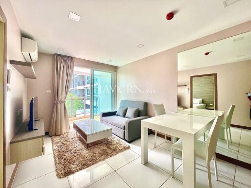 ขาย คอนโด 1 ห้องนอน 44 ตร.ม. ใน  Whale Marina Condo, Pattaya