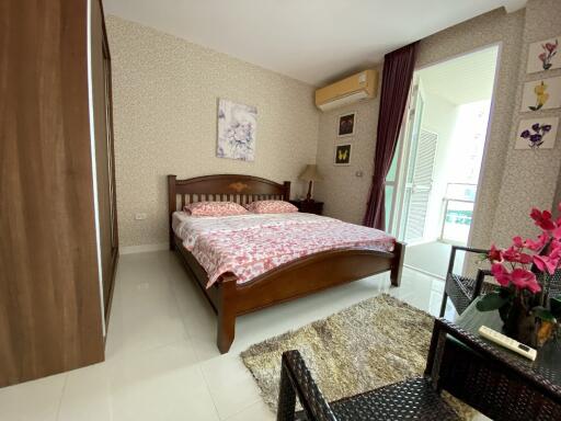 ขาย คอนโด 1 ห้องนอน 76 ตร.ม. ใน  Beachfront  Jomtien Residence, Pattaya