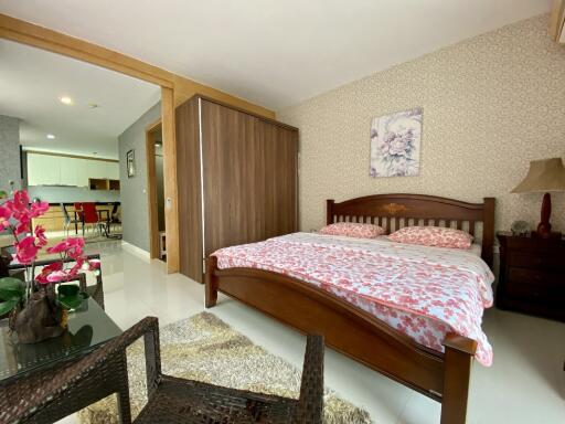 ขาย คอนโด 1 ห้องนอน 76 ตร.ม. ใน  Beachfront  Jomtien Residence, Pattaya