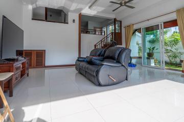 Jomtien Yacht Club - 3 Bed 4 Bath Private Mooring Villa