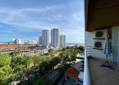 ขาย คอนโด 1 ห้องนอน 89 ตร.ม. ใน  View Talay 5, Pattaya