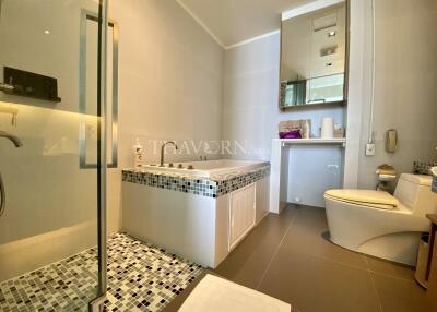 ขาย คอนโด 1 ห้องนอน 55 ตร.ม. ใน  Modus Beachfront Condominium, Pattaya