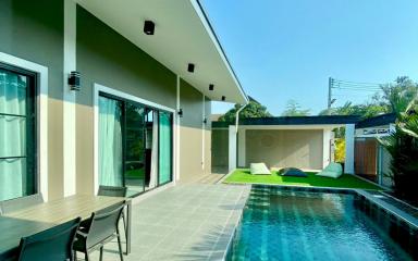 Single House with Private Pool for Sale - 3 Bed 4 Bath