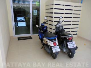 Bargain Town House For Rent in Pattaya