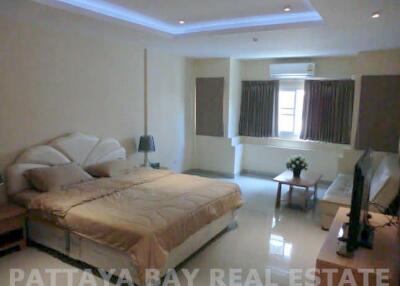 Bargain Town House For Rent in Pattaya