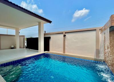 House For Sale - 3 Bed 3 Bath With Private Pool