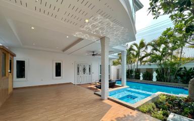 Pool Villa for Sale - 5 Bed 4 Bath