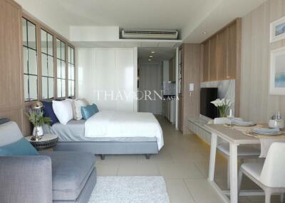 Condo for sale studio 38 m² in Zire Wongamat, Pattaya