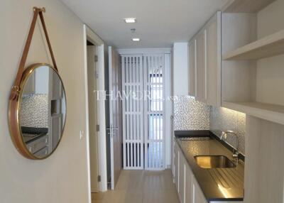 Condo for sale studio 38 m² in Zire Wongamat, Pattaya