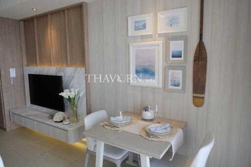 Condo for sale studio 38 m² in Zire Wongamat, Pattaya