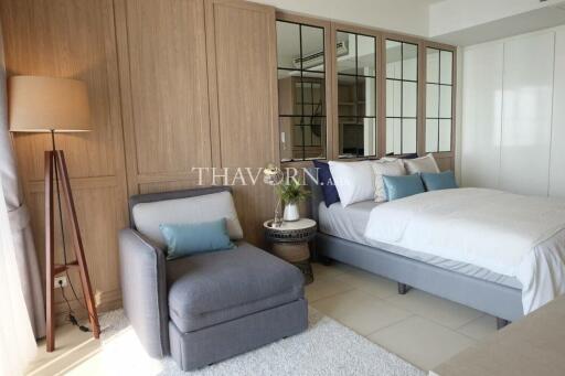 Condo for sale studio 38 m² in Zire Wongamat, Pattaya