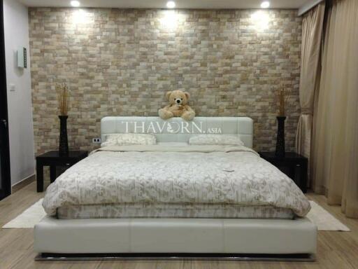 ขาย คอนโด 3 ห้องนอน 147 ตร.ม. ใน  Executive Residence 1, Pattaya