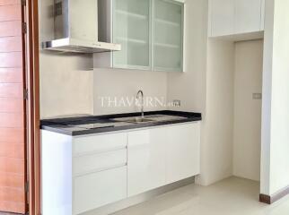 Condo for sale 2 bedroom 82 m² in Movenpick Resident Pattaya, Pattaya