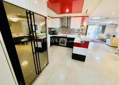 Condo for sale 3 bedroom 203 m² in Grand Condotel, Pattaya