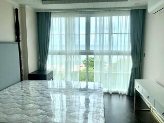 ขาย คอนโด 2 ห้องนอน 98 ตร.ม. ใน  Grand Florida Beachfront Condo Resort Pattaya, Pattaya