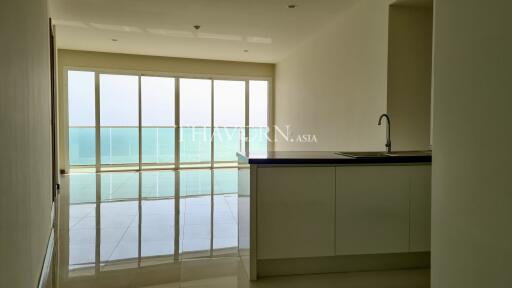 Condo for sale 3 bedroom 174 m² in Movenpick Resident Pattaya, Pattaya