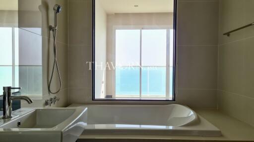 Condo for sale 3 bedroom 174 m² in Movenpick Resident Pattaya, Pattaya