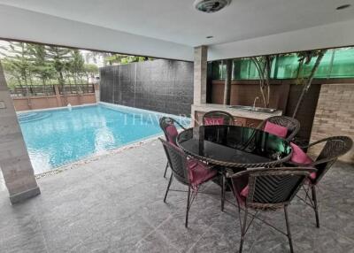 House For sale 4 bedroom 190 m² with land 252 m² in Baan Dusit, Pattaya