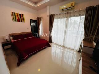 บ้าน ขาย 4 ห้องนอน 480 ตร.ม. ที่ดิน 260 m² ใน  Baan Dusit, Pattaya