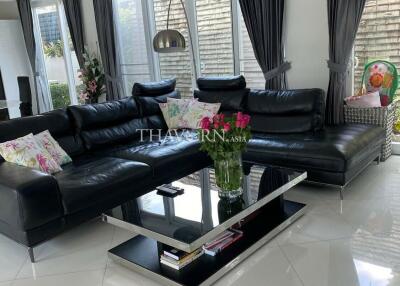 บ้าน ขาย 5 ห้องนอน 650 ตร.ม. ที่ดิน 1000 m² , Pattaya