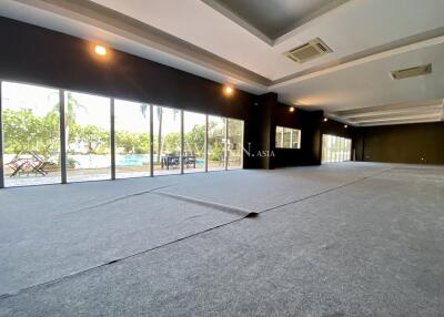 ขาย commercial property 185 m² ใน  View Talay Residence 5, Pattaya