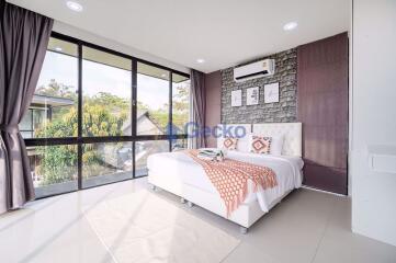 3 Bedrooms House Huay Yai H010775