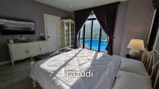 3 Bed 4 Bath 564 SQ.M Nusa Chivani Villa