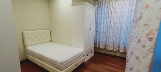 For RENT : The Parco / 2 Bedroom / 2 Bathrooms / 75 sqm / 35000 THB [R11645]