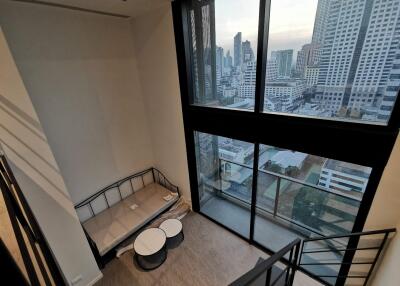 For RENT : The Lofts Silom / 1 Bedroom / 1 Bathrooms / 50 sqm / 35000 THB [R11650]