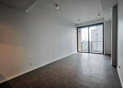 For RENT : The Lofts Silom / 1 Bedroom / 1 Bathrooms / 49 sqm / 35000 THB [R11651]