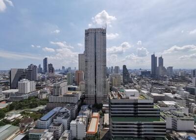 For RENT : The Lofts Silom / 1 Bedroom / 1 Bathrooms / 49 sqm / 35000 THB [R11651]