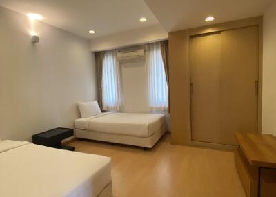 For RENT : Viscaya Private Residences / 3 Bedroom / 3 Bathrooms / 160 sqm / 85000 THB [10816144]