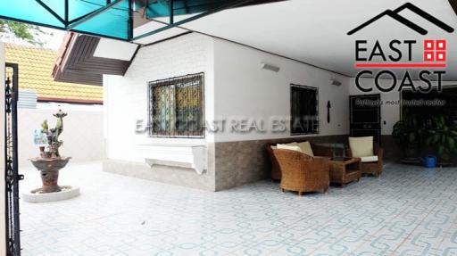 Suksabai Villa House for sale and for rent in Pattaya City, Pattaya. SRH11807