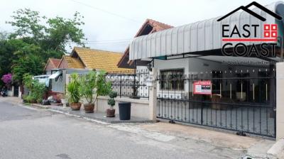 Suksabai Villa House for sale and for rent in Pattaya City, Pattaya. SRH11807