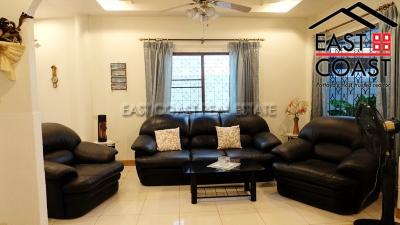 Suksabai Villa House for sale and for rent in Pattaya City, Pattaya. SRH11807