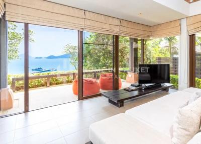 Luxurious Sea View 4-Bed Villa in Cape Panwa