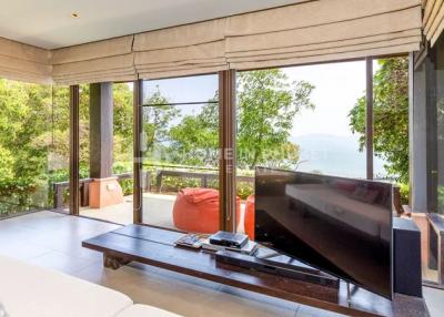 Luxurious Sea View 4-Bed Villa in Cape Panwa