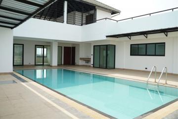 1,200 ตรม., 7 ห้องน้ำ สำนักงาน ราคา ฿ 65,000,000