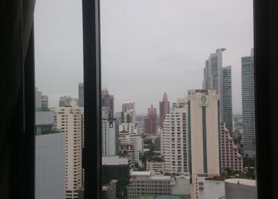 Edge Sukhumvit 23